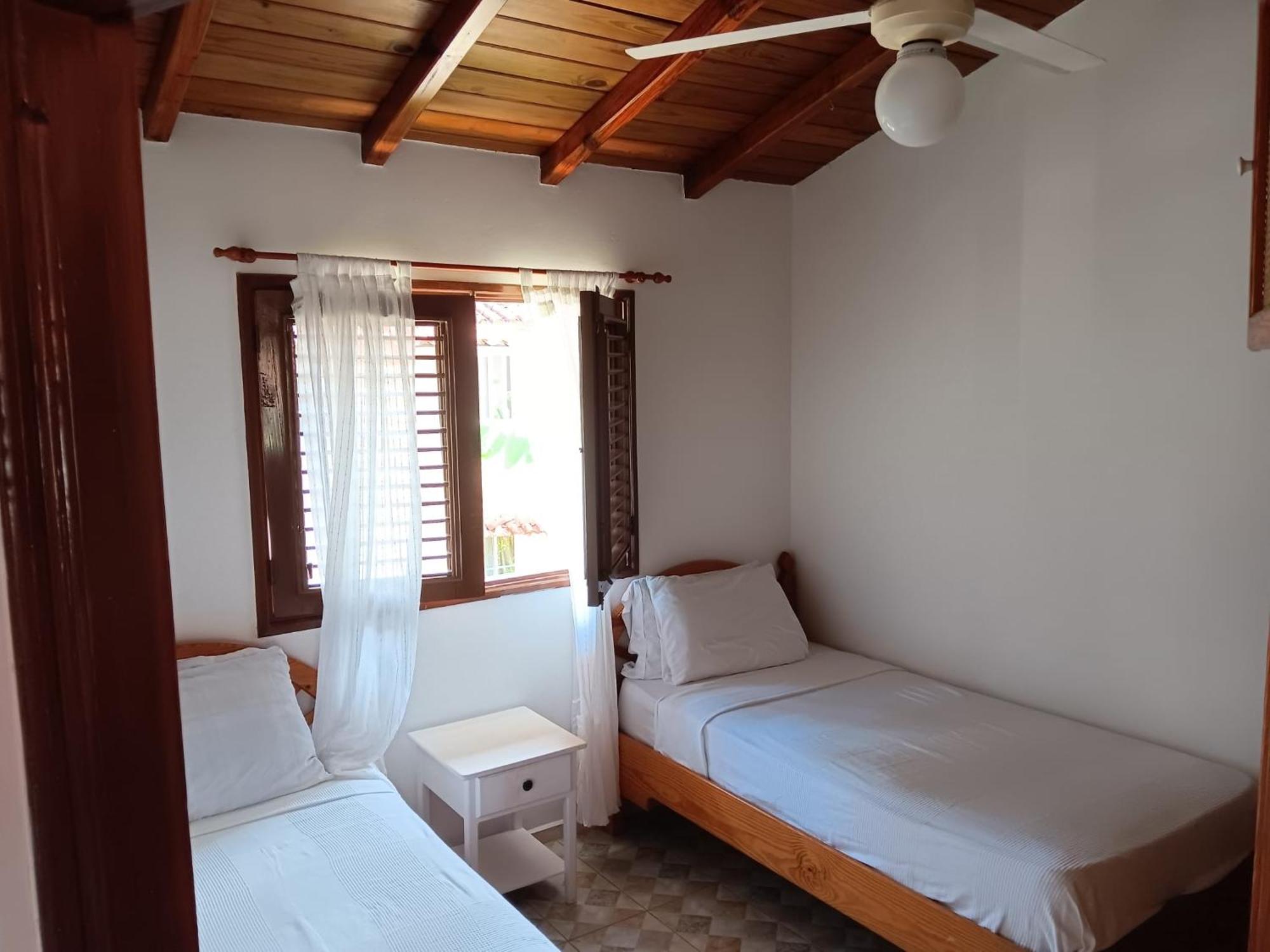 Cozy Oceanfront Villa With Direct Beach Access Las Terrenas Eksteriør billede